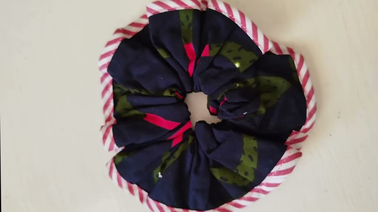 HOW TO MAKE AN ANKARA SCRUNCHIE WITH CONTRASTING BORDER