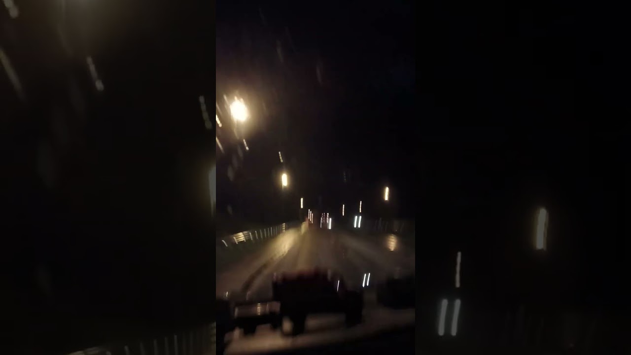 Nikmati keindahan waktu malam gais..Pulai shopping 