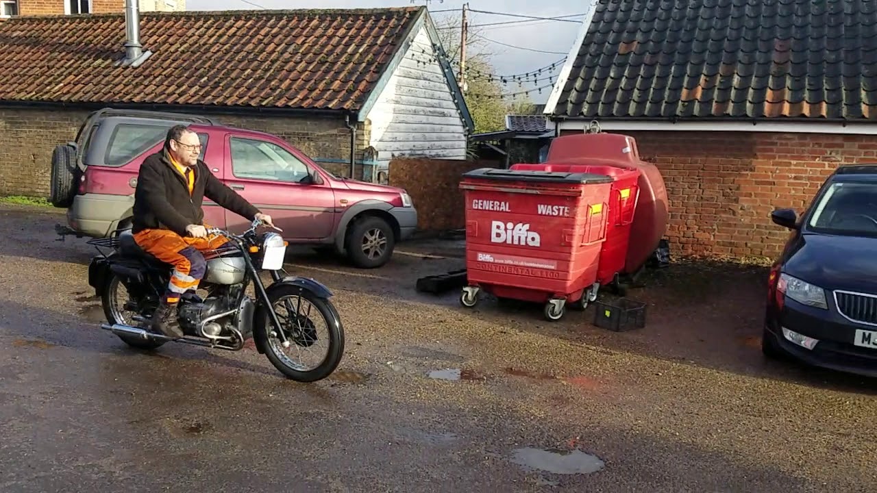1951 Douglas Mk V 350cc at Andy Tiernans 