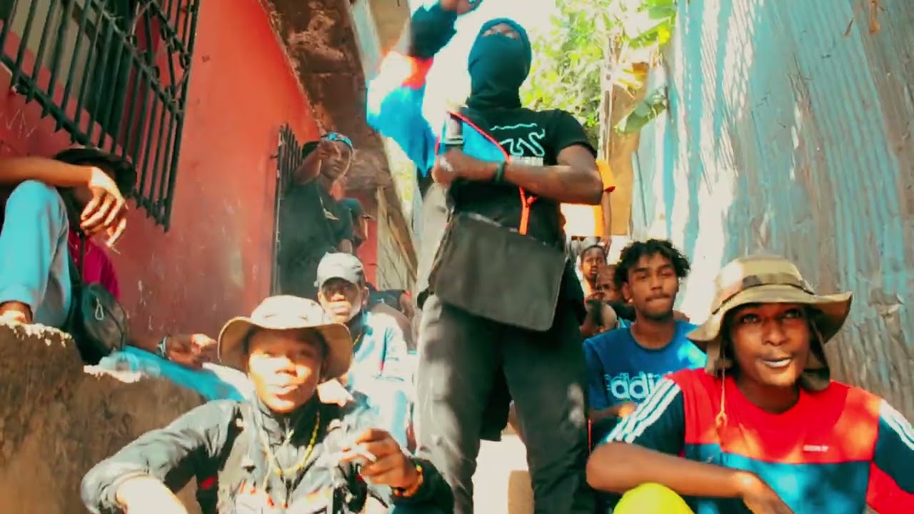C.mon blaze x Loxi - Wagnawé Wadou (Clip officiel)