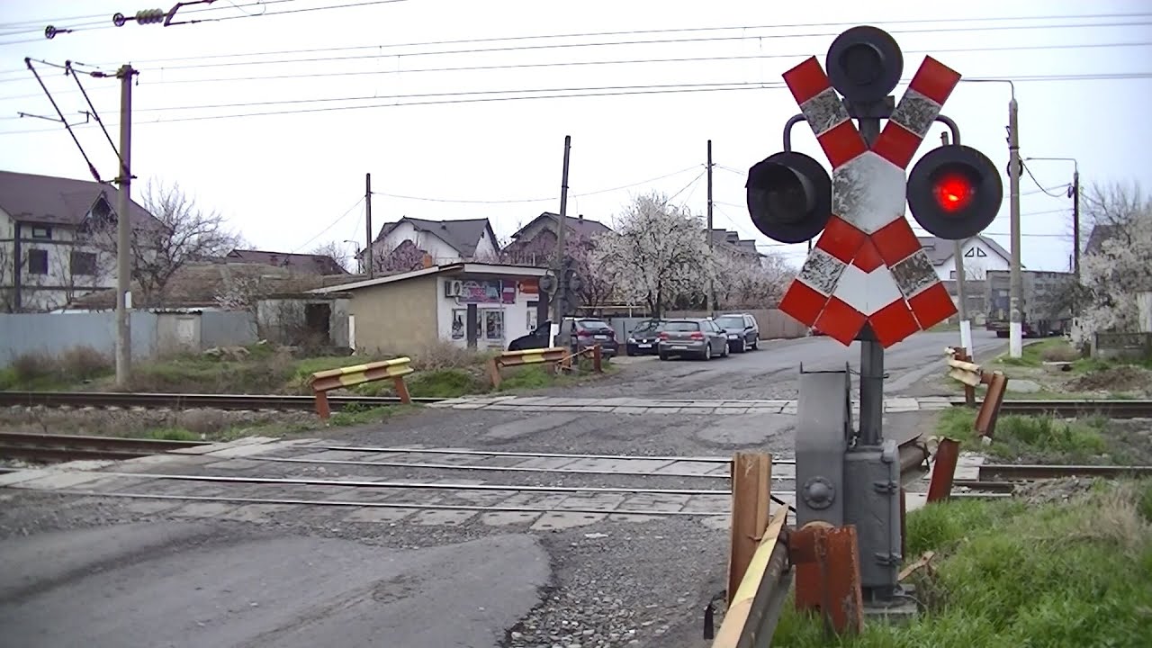 Spoorwegovergang Țăndărei (RO) // Railroad crossing // Trecere la nivel