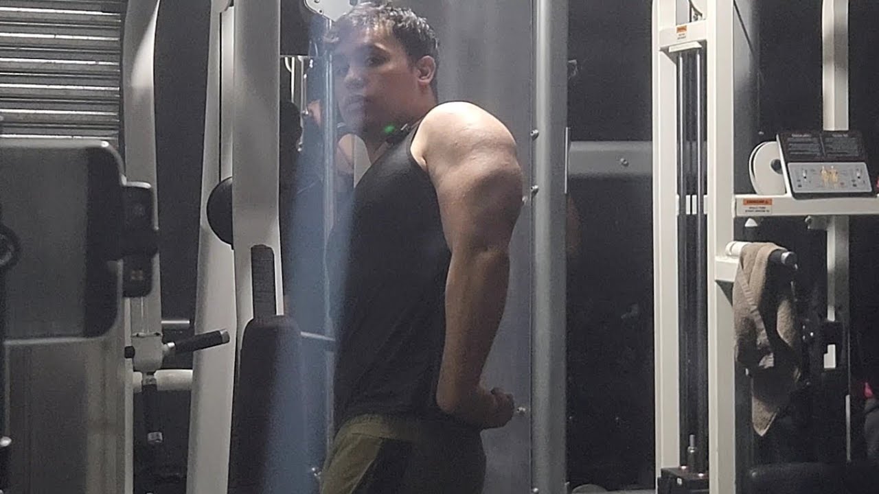 TRATANDO DE TENER BRAZOS GRANDES-DIA DE TRICEPS