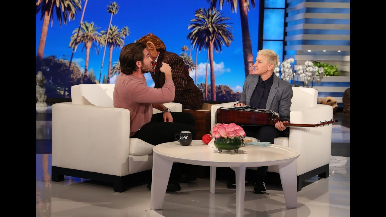 Jake Gyllenhaal Gets a ‘Mad’ Scare