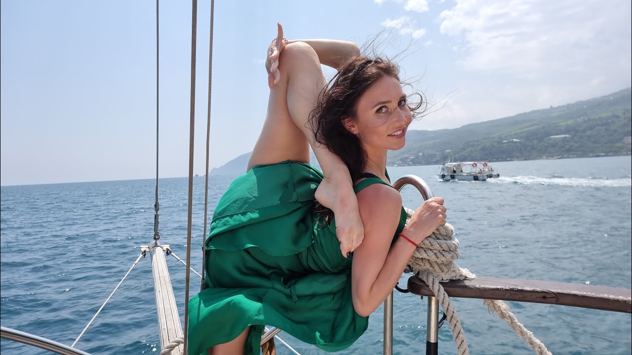 Gymnastic stretching from Anna