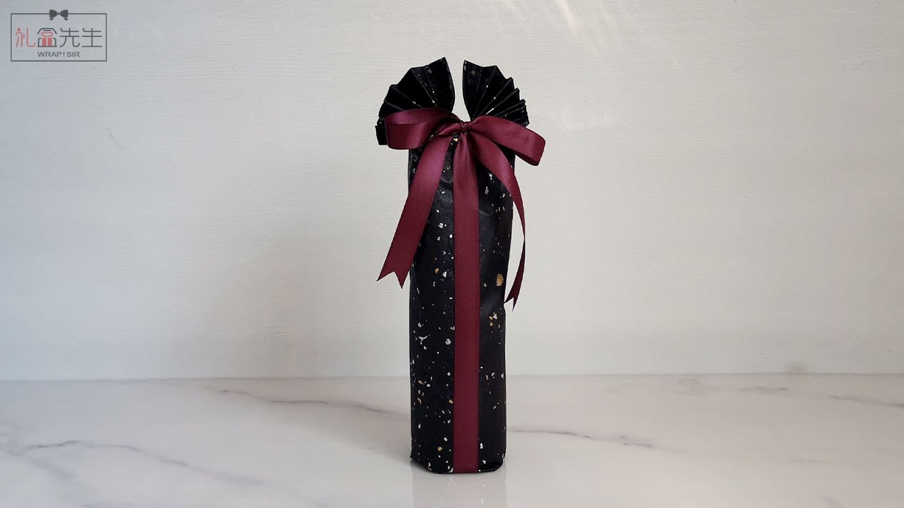 How to wrap a wine bottle for gift in fan style | Christmas gift wrapping ideas | 紅酒瓶禮物包裝