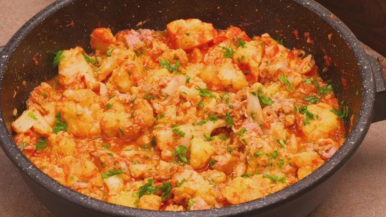 Coliflor con atún y salsa de jitomate