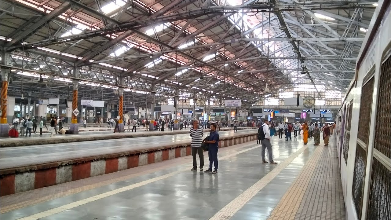 most busiest railway stations Mumbai city 😨🤑🤑