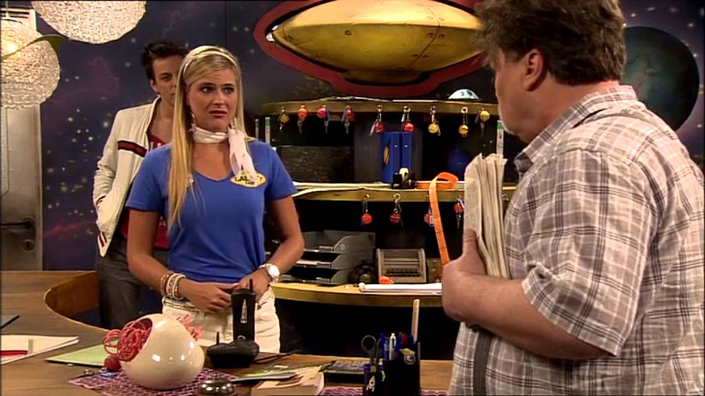 Galaxy Park - Aflevering 11 (Seizoen 1)