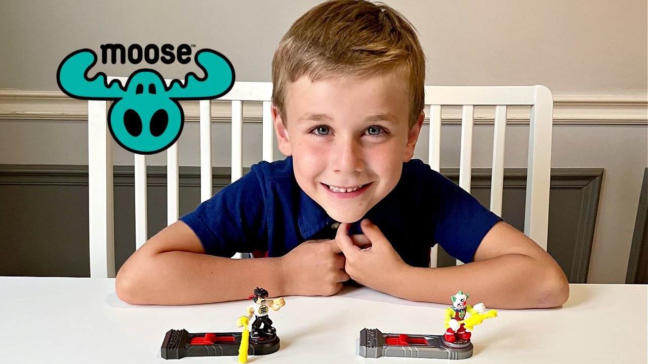 Akedo Ultimate Arcade Warriors | Moose Toys | Kids Toy Review