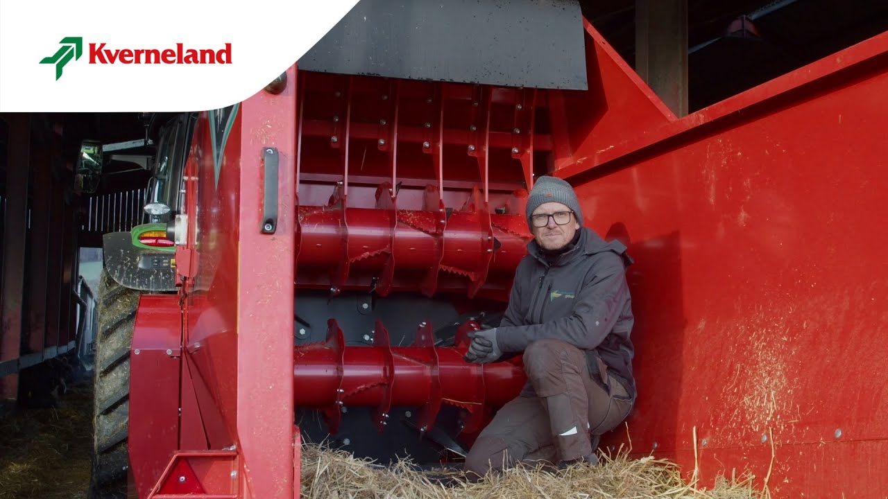 Kverneland 866 Pro Bale Chopper / Feeder - Walkaround (EN)