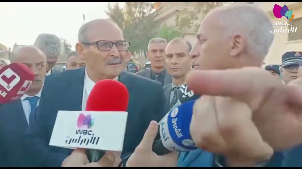 #شاهد والي ولاية #تيارت يشدد اللهجة مع رئيس دائرة تيارت ورئيس بلدية تيارت