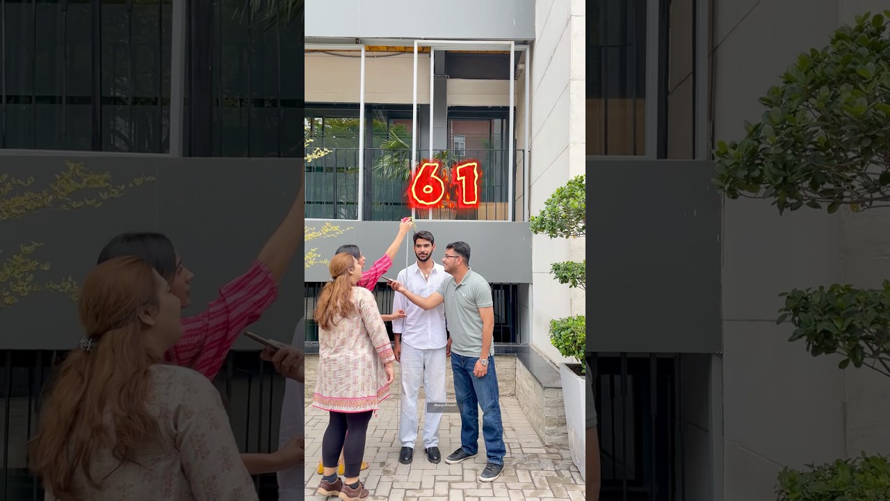 Let&rsquo;s measure height!!                                             #funny #humour #laugh #university