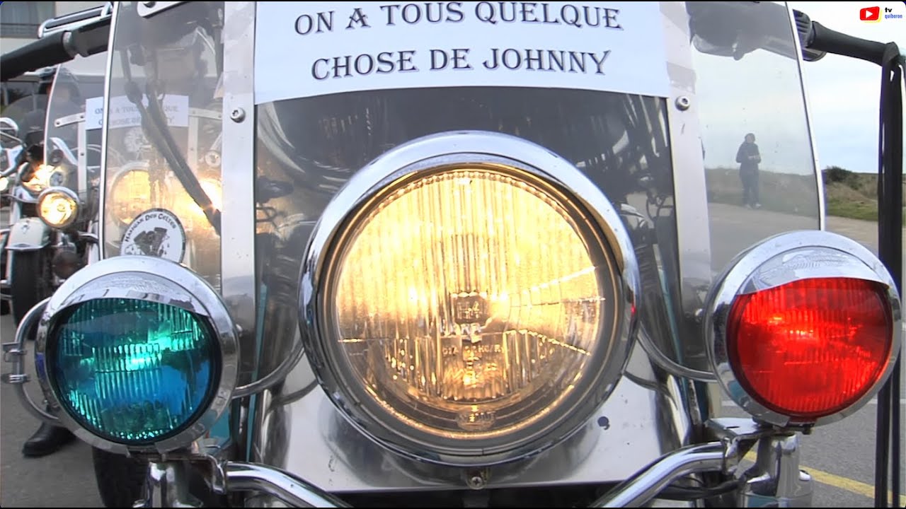 QUIBERON  🇲🇫 | Johnny Hallyday hommage 
