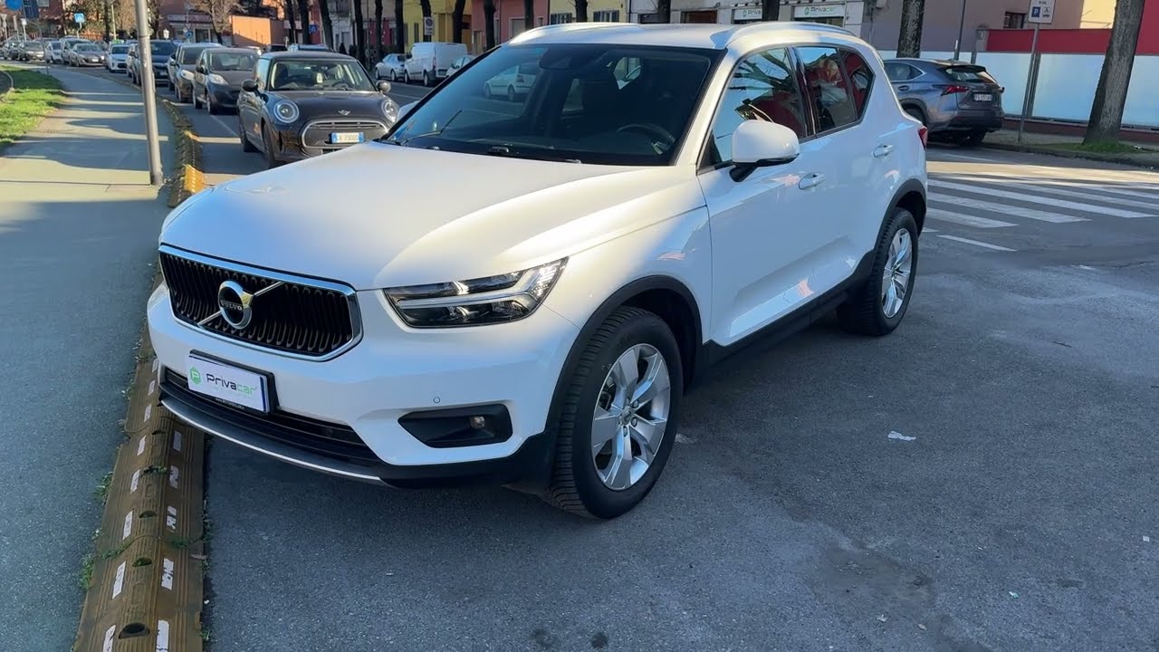 VOLVO XC40 D3 Geartronic Momentum