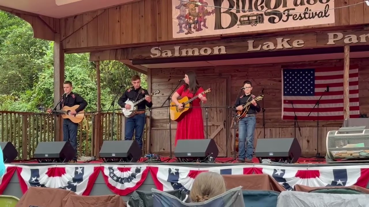 Rise and Shine performed by Rose and The Bahia Boys at @salmonlakeparkresort3596 