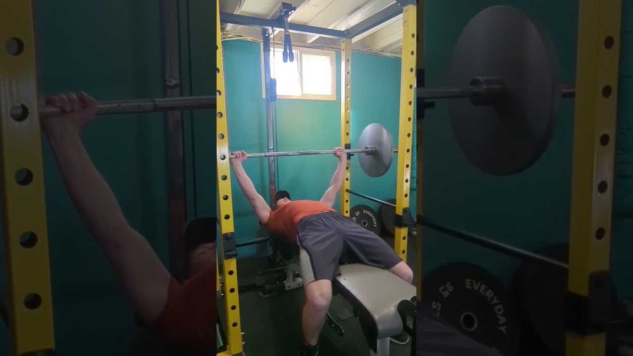 Day 18🔥 #shorts #fitness #bench #powerlifting #bencheveryday