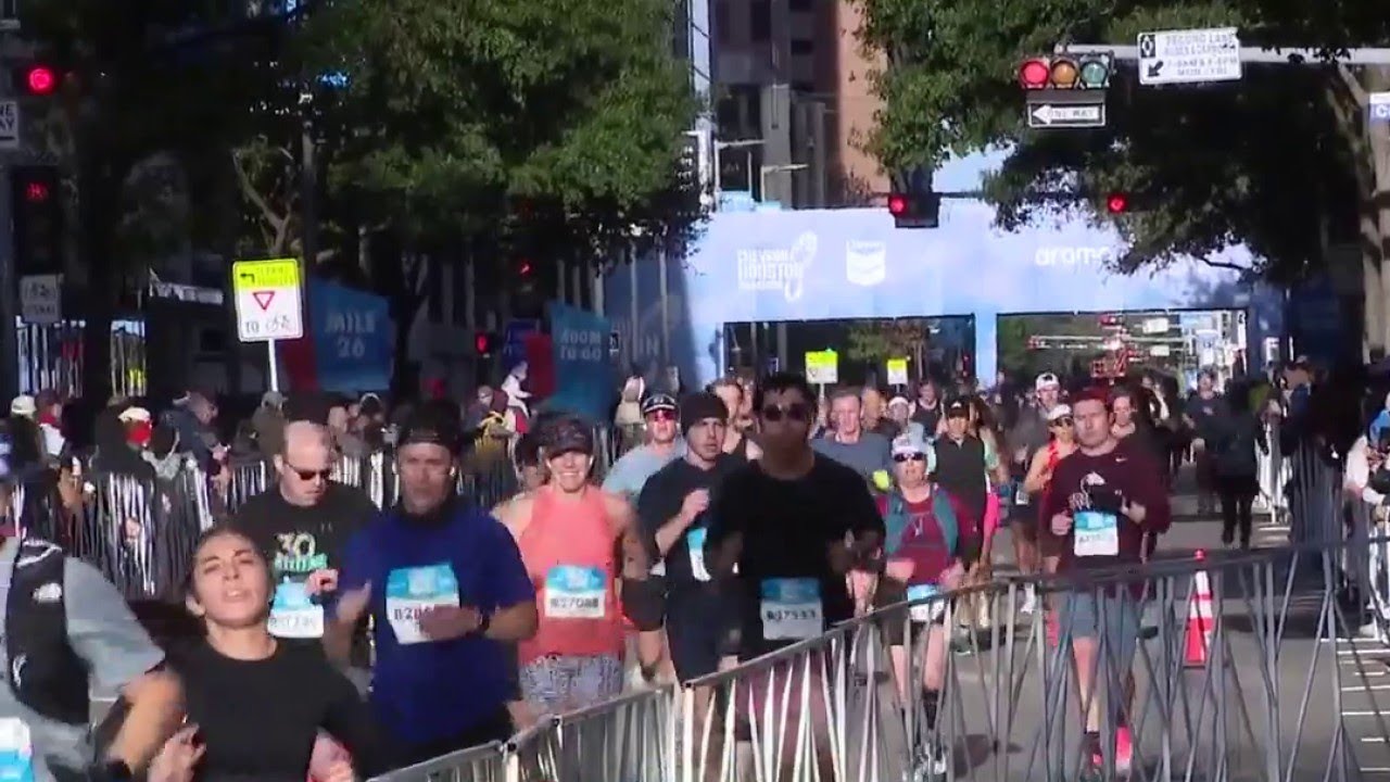 Sights & sounds of 2026 Chevron Houston Marathon