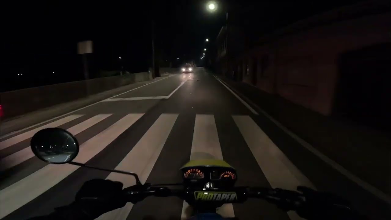 YAMAHA DT50LC Night Ride