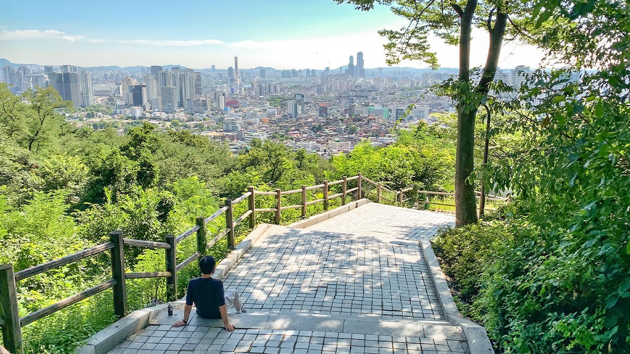 [4K] Walking Down from Namsan Seoul Tower film location Itaewon Class 남산서울타워 걸어내려가기 이태원클라스 단밤촬영지