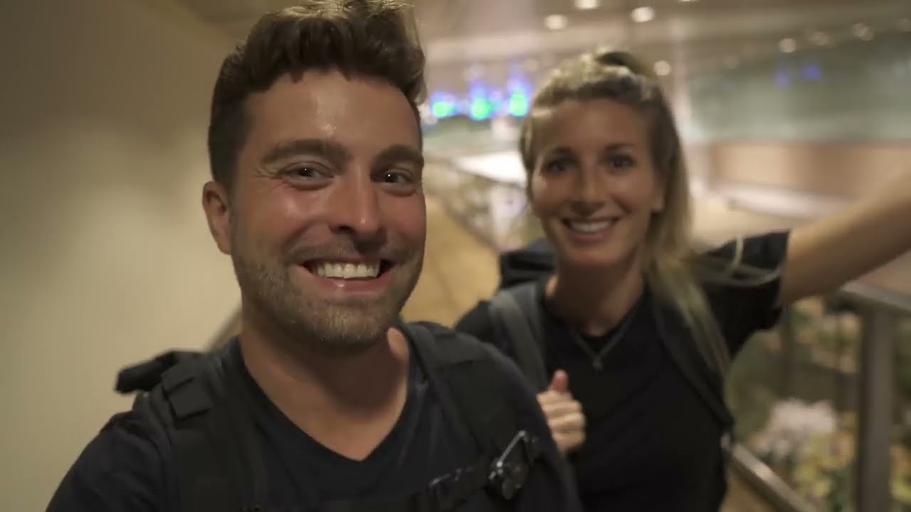 SINGAPORE&rsquo;S CHANGI AIRPORT (and the worst travel day we&rsquo;ve ever experienced)