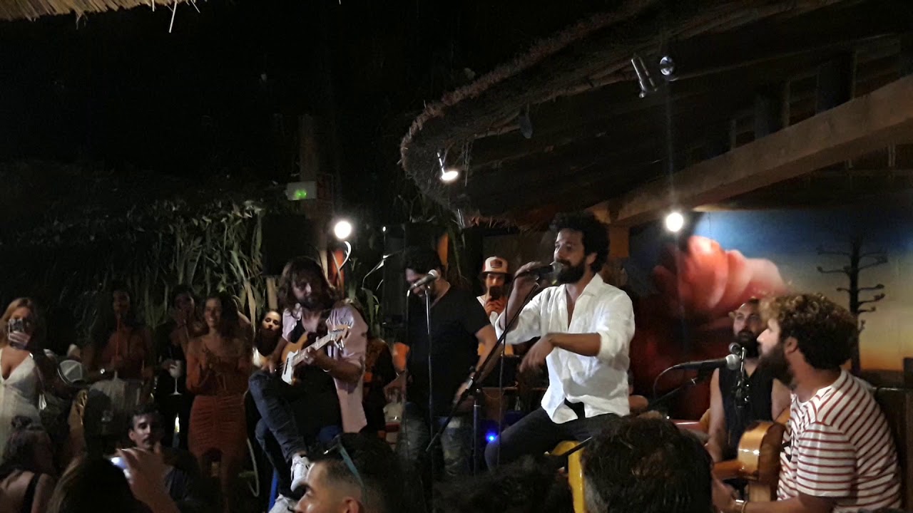 nani cortes en el dorado cantando una cancion del jeros