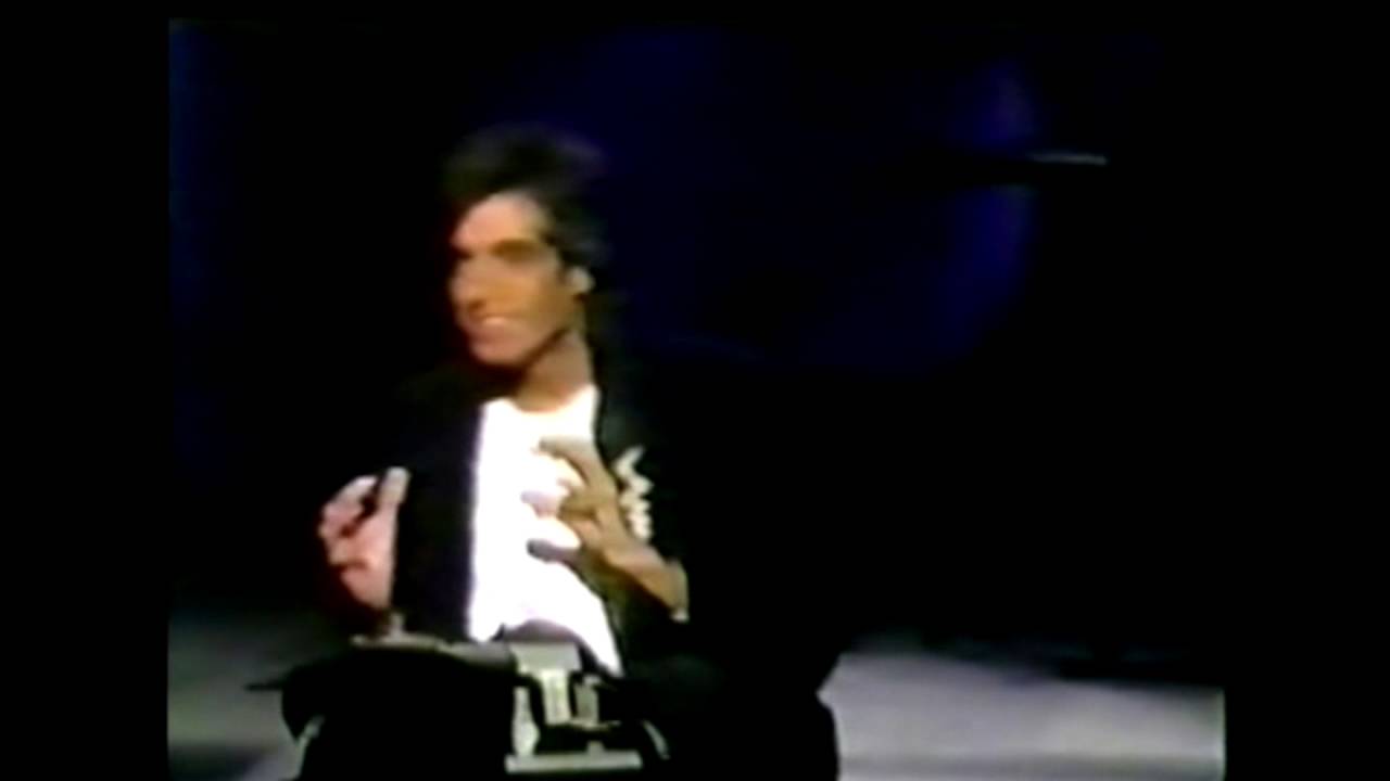 David Copperfield Close Up Magic- Crazy Man's Handcuffs With Rubber Bands 2017