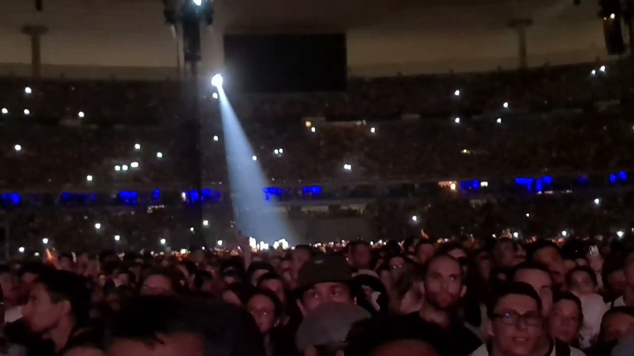 Coldplay - Sparks Live in Paris 19.7.22