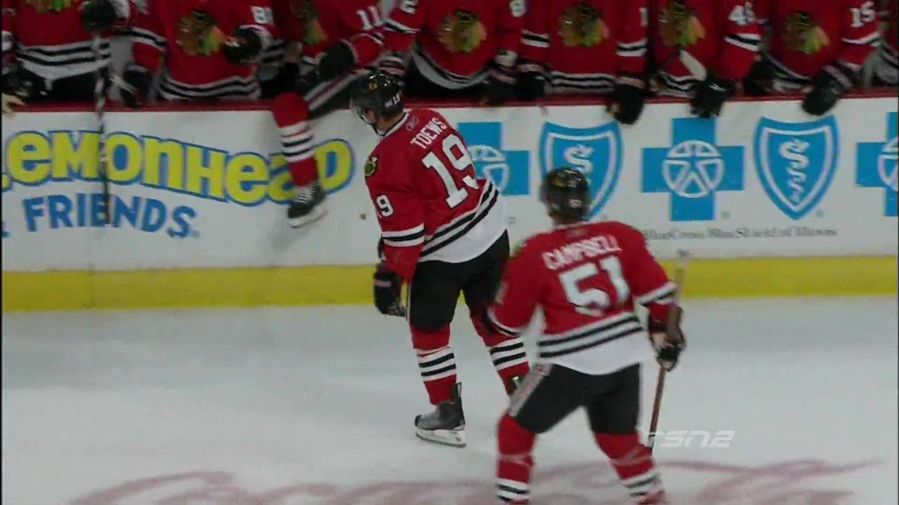 Mitchell Levels Toews - Canucks at Blackhawks - 10.21.09 - HD