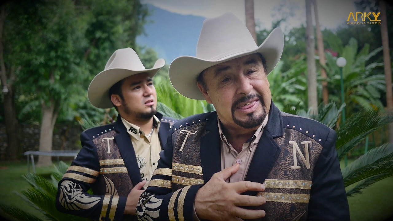 Los Traileros Del Norte - Voy A Perder La Cabeza Por Tu Amor (Video Oficial)