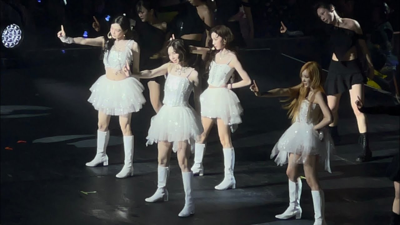 aespa - black mamba (synk parallel line tour in london) 250302 에스파 블랙맘바 런던