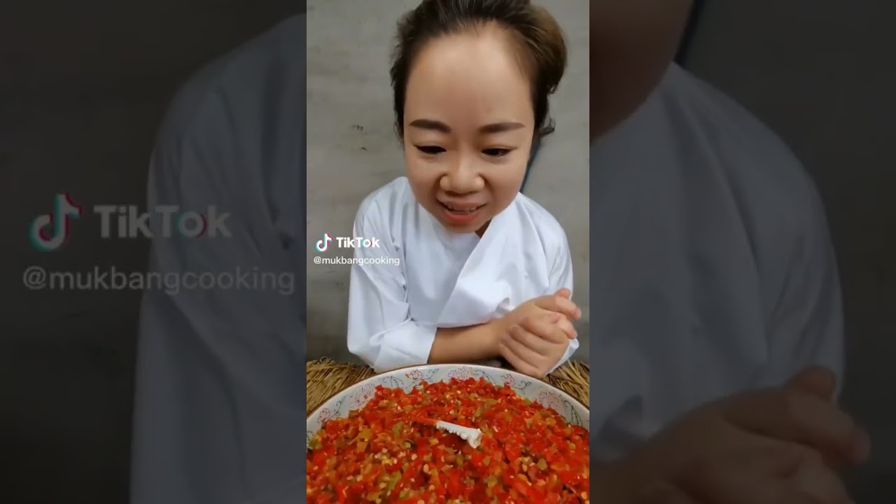 mukbang cùng các tỉ tỉ bên Trung nha