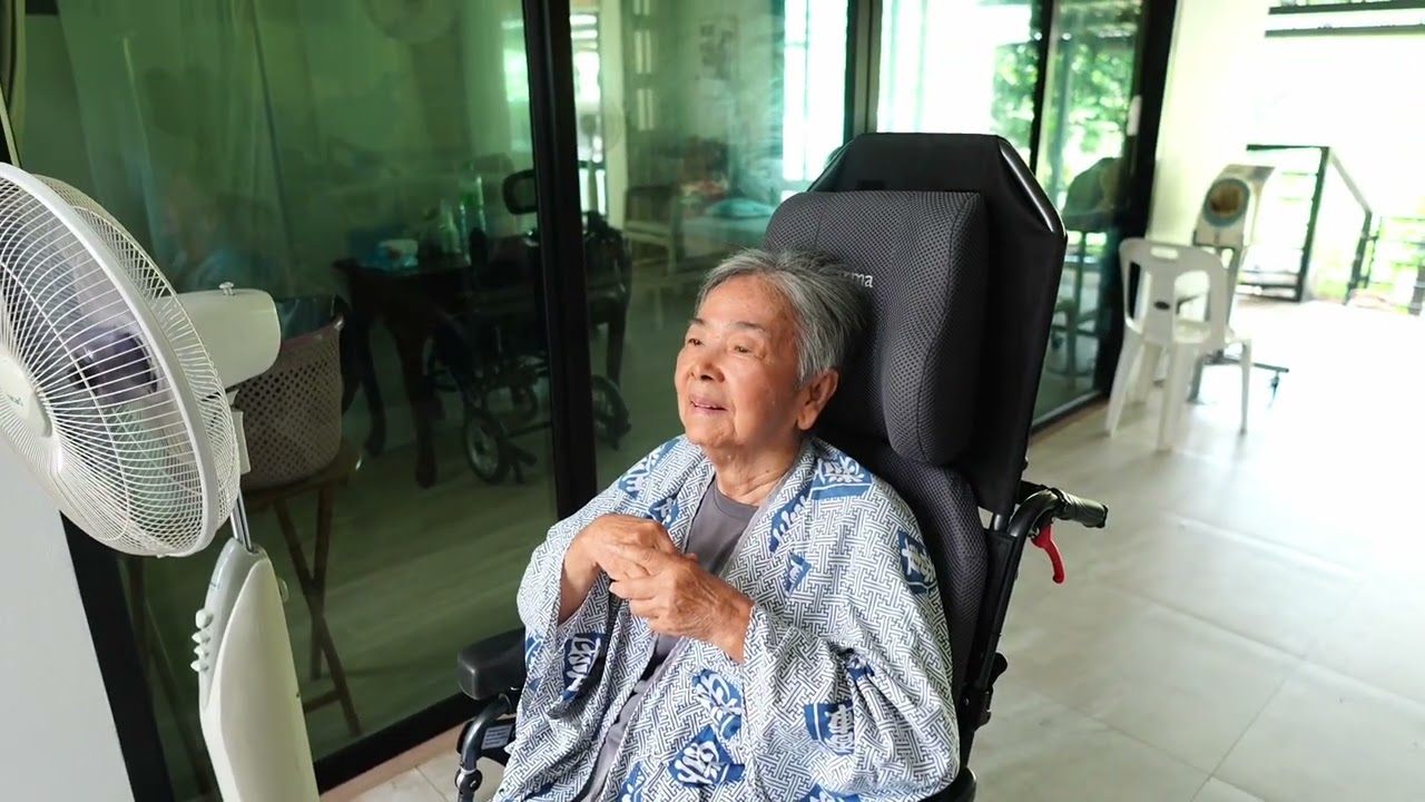 คุณลุงจำลอง ศรีเมือง ให้พรปีใหม่ 2569
