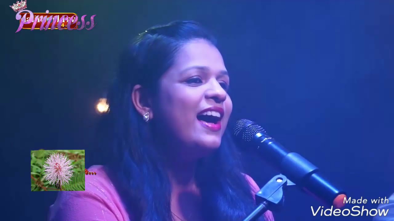 Mozo thalo gaithalo Host Babitha Pinto sing Konkani song's form Semifinal Round