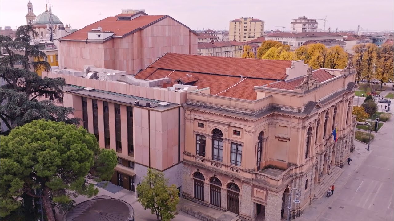 Magnetti Building e il Teatro Donizetti: intervista con ing. Berlucchi e ing. Signorini