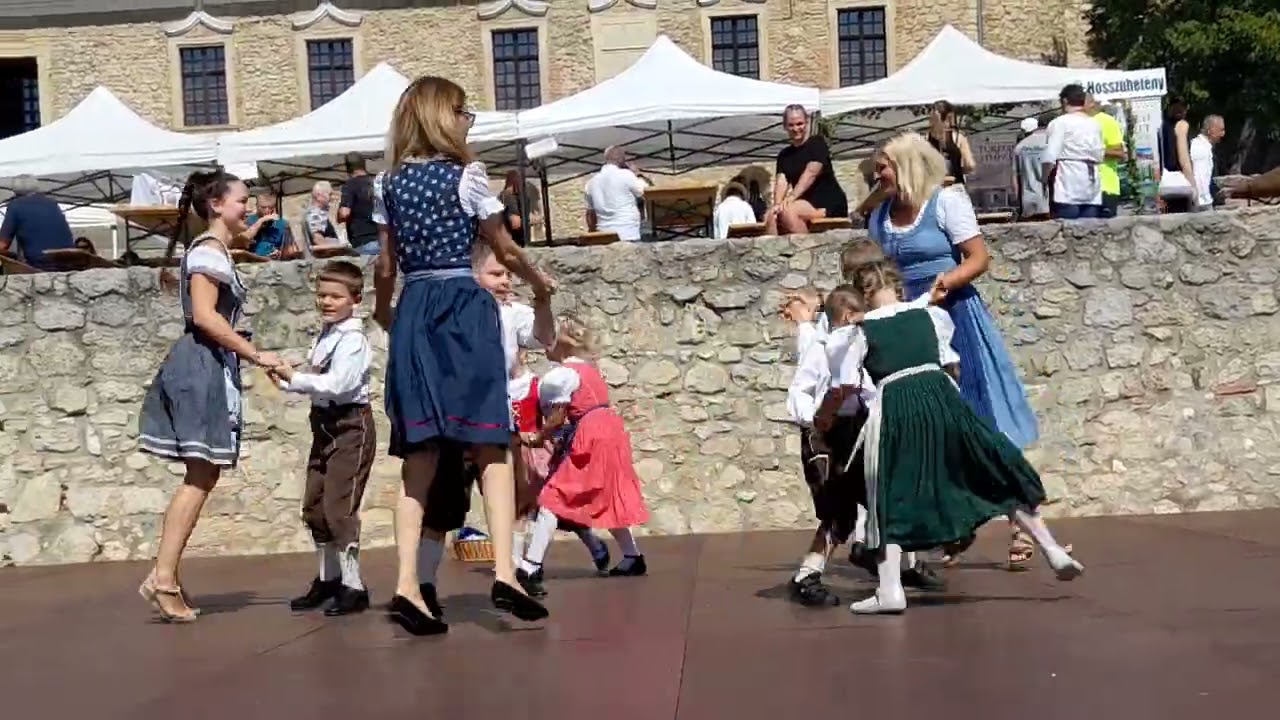 Gesztenyés úti óvoda fellépése a 
