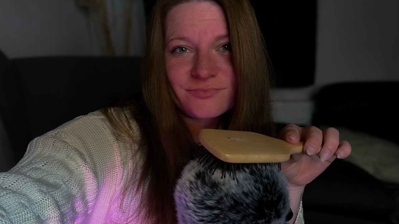 ASMR Relaxing Hairbrushing 😴 #asmr #hairbrushing
