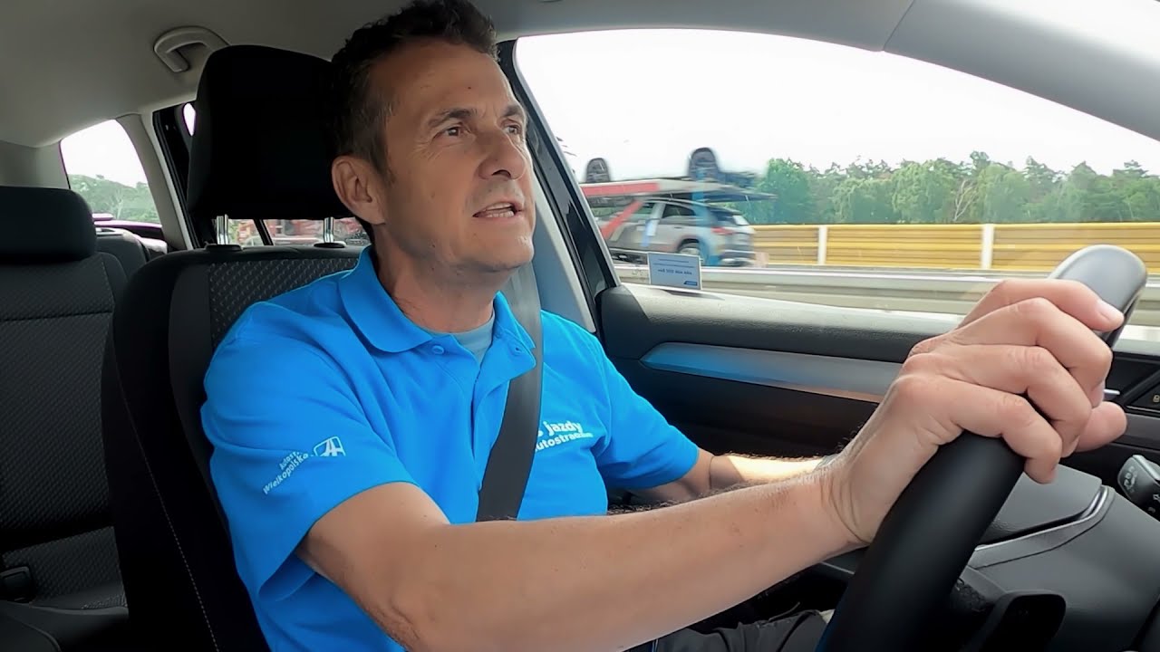 #2. Jak bezpiecznie jeździć po autostradzie