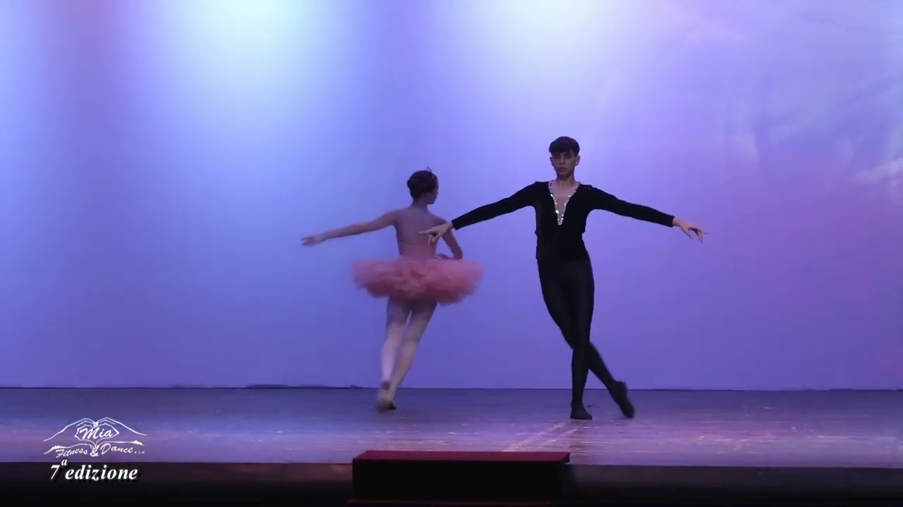 Danza classica primo blocco saggio 2024