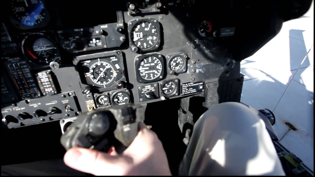 AH-64A Apache Gunship 