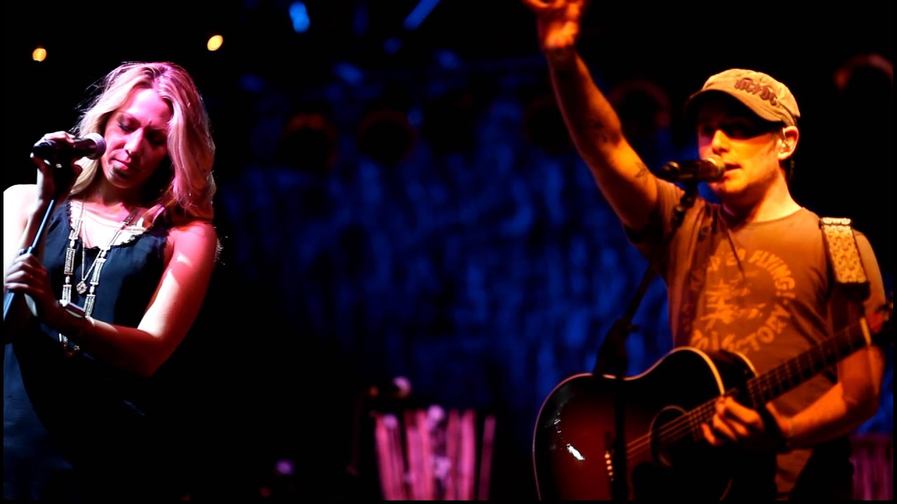 Droplets by Colbie Caillat & Jason Reeves - Tin Roof, Nashville