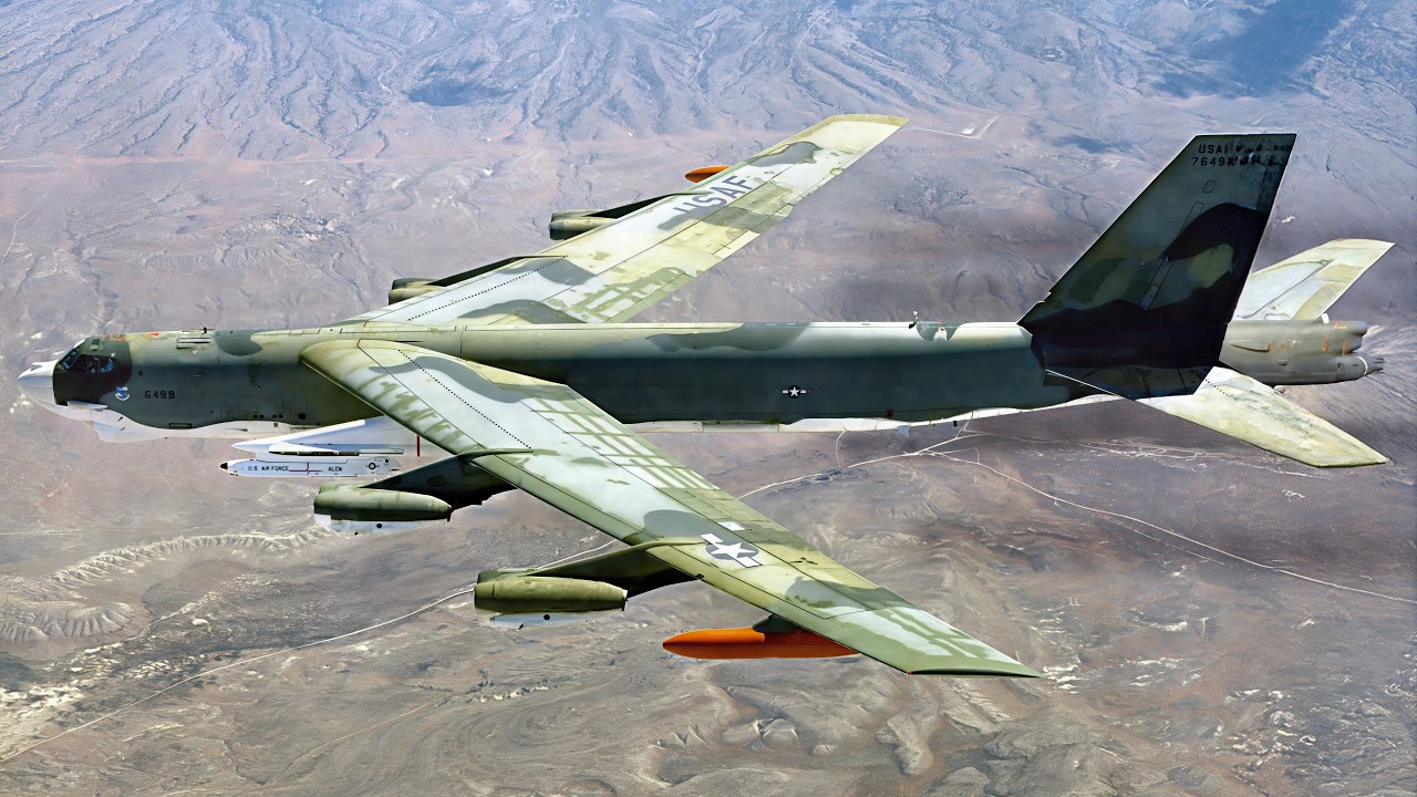 B-52 Stratofortress Strategic Bomber | Long-Range Subsonic Jet Aircraft And U.S. Giant Bombers