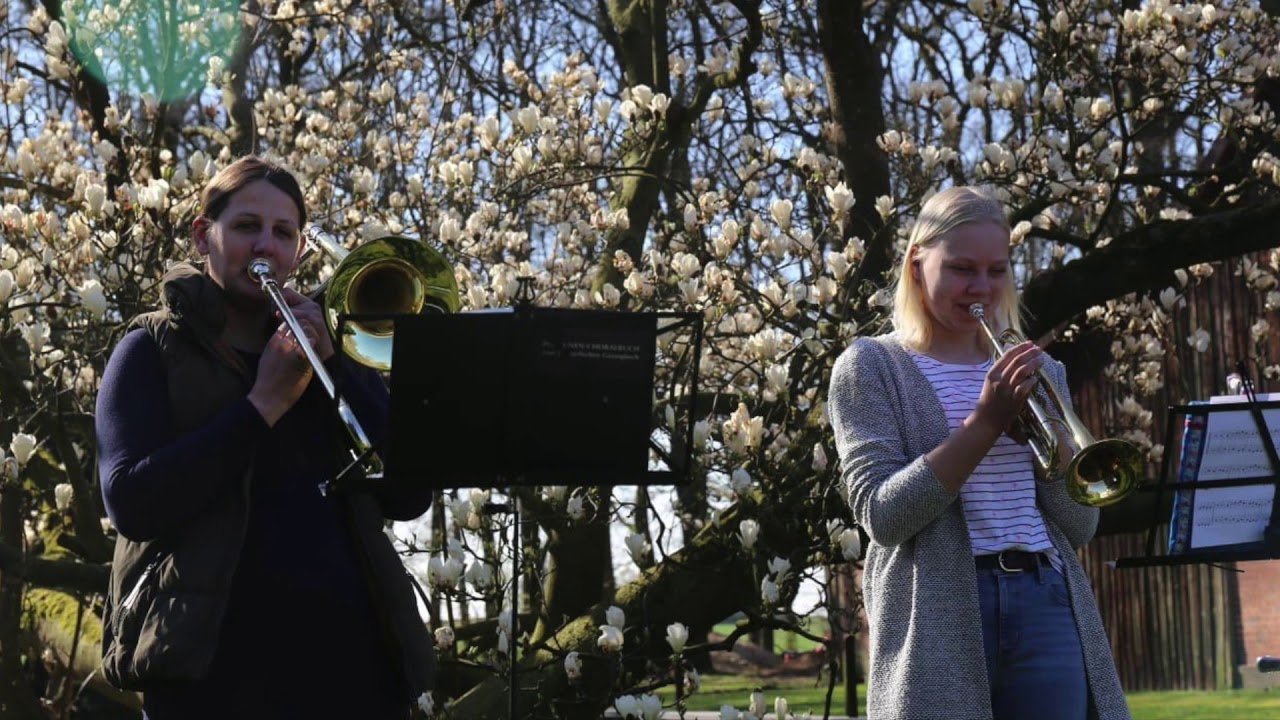 Die Posaunen verkünden Ostern!