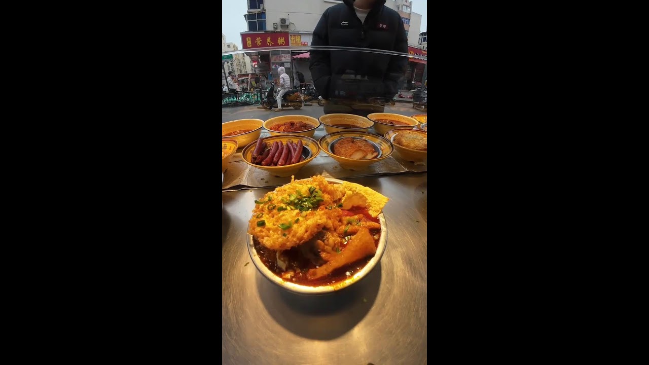 Chinese Rice Noodle Livestream | Luosifen Vendor in Action | No Commentary