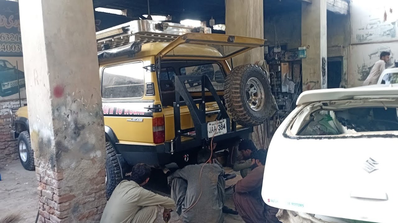 Rear Bumper for our Toyota HJ61 arrived I Pakistan I Lone Wolf I Man With Yellow 4x4 