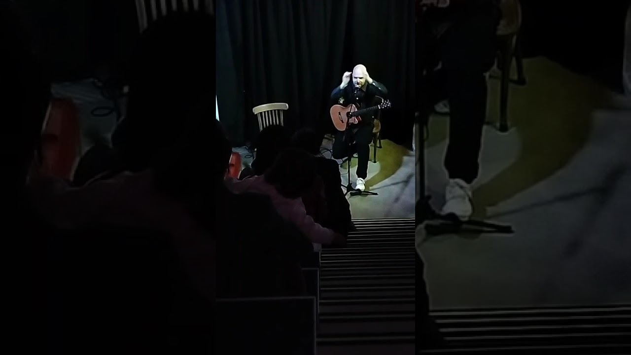 Sc&egrave;ne ouverte &agrave; La Tour Voisine