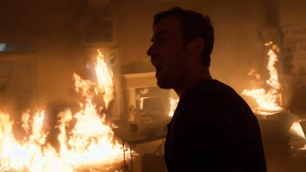 Leftovers: Laurie, Kevin, and Jill at the burning homes