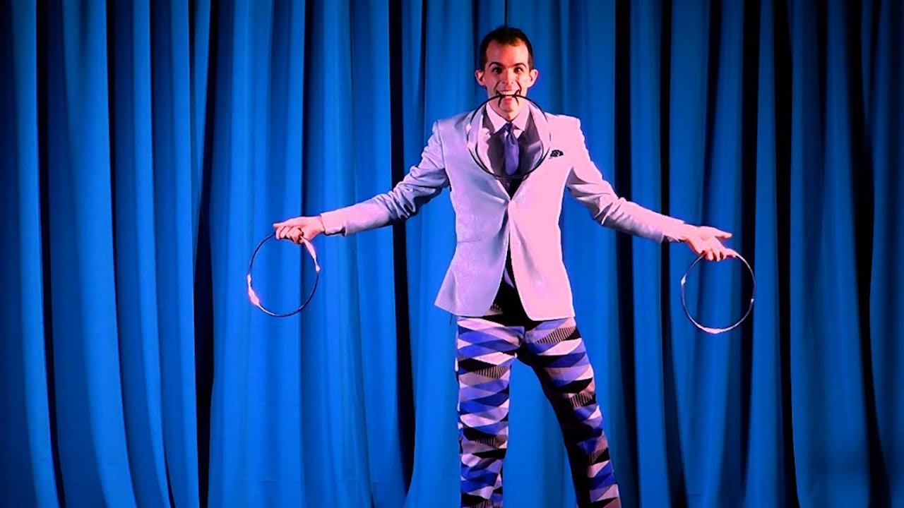 Linking Rings Magic Trick - Full Act - Toronto Magician Sam Pearce
