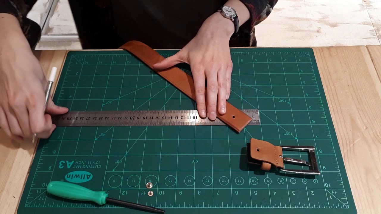 Come accorciare una cintura in vera pelle da soli | Fai da te | DIY