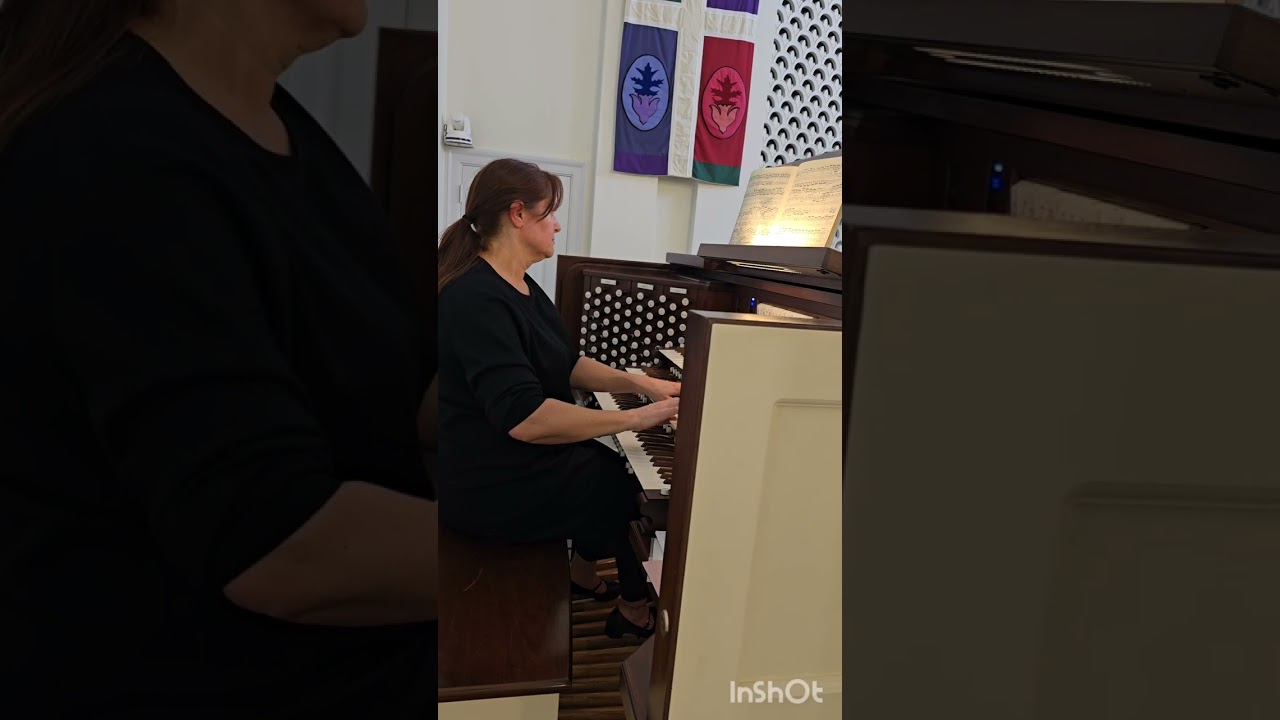 Fugue in G minor BWV 578 in its entirety #organist #churchmusician #bach #happygirl #happypracticing