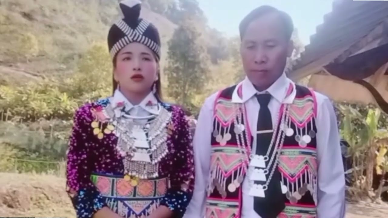 Tub Ntxhiag Xyooj thiab Phuab Vaj hais kwv ntxhiaj nkauj nraug sib ntsi